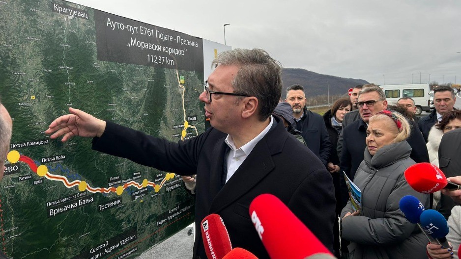 VUČIĆ PONOSAN NA IZGRADNJU MORAVSKOG KORIDORA: "Ovaj autoput je dokaz da Srbija može sve kada smo ujedinjeni"